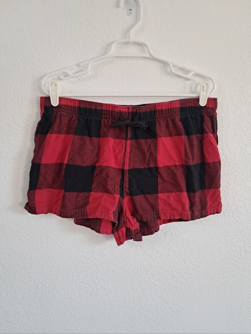 Old Navy Lg Lounge Shorts Buffalo Plaid Red Black Drawstring Lightweight Casual